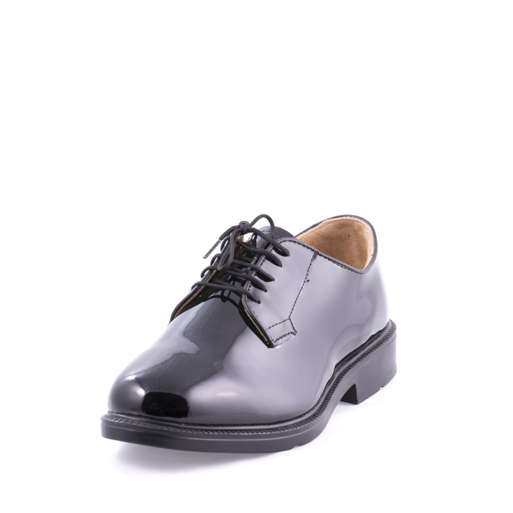 Upper of high gloss material Style 76297